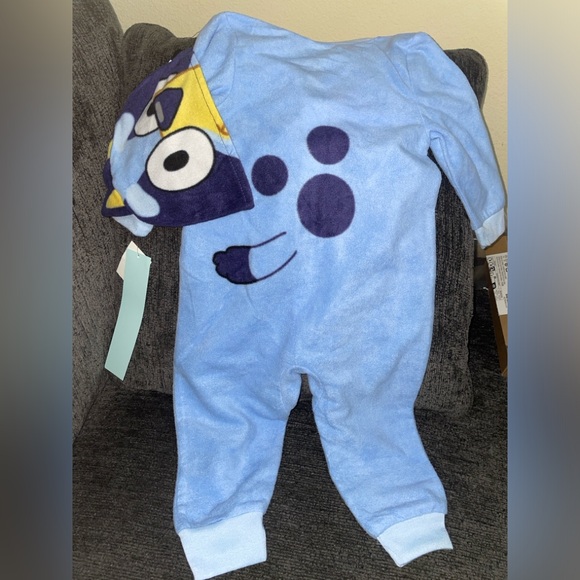 BLUEY Disney Pajamas Baby Boy Girl Size 18 Months One Piece Sleeper - Picture 5 of 6
